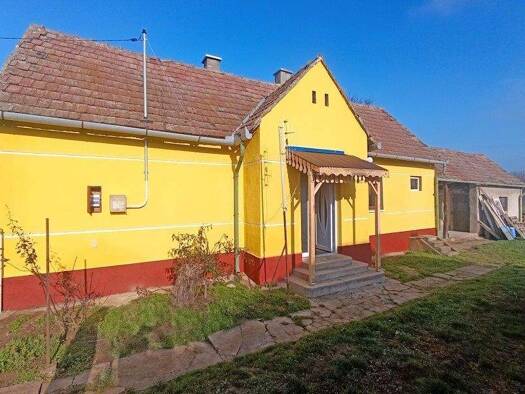 Bauernhaus zum Kauf 55.900 € 2,5 Zimmer 63 m² 2.597 m² Grundstück Böhönye 8719