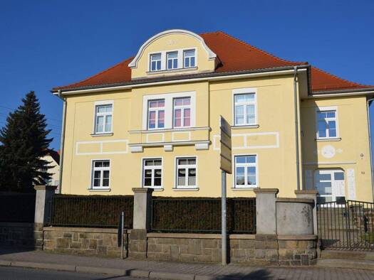 Wohnung zur Miete 475 € 3 Zimmer 69,9 m² EG Dresdner Str. 32 Friedersdorf Pulsnitz 01896