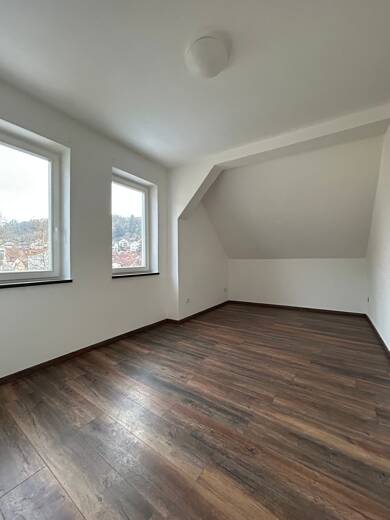 Wohnung zur Miete 880 € 3,5 Zimmer 80 m² Dachgeschoss, 2. Geschoss frei ab sofort Eichstätt Eichstätt 85072