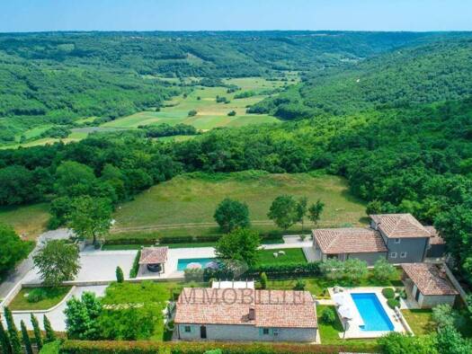 Haus zur Miete 2.100 € 3 Zimmer 100 m² Tinjan Tinjan