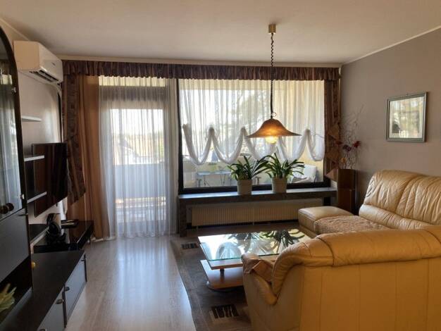 Wohnung zum Kauf 315.000 € 4 Zimmer 87 m² Unterfarrnbach Fürth 90766