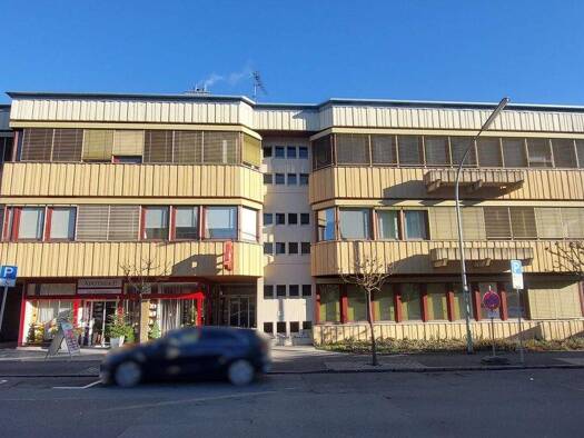 Praxis zum Kauf 350.000 € 8 Zimmer 155 m² Bürofläche Moltkestraße 9 Kitzingen 97318