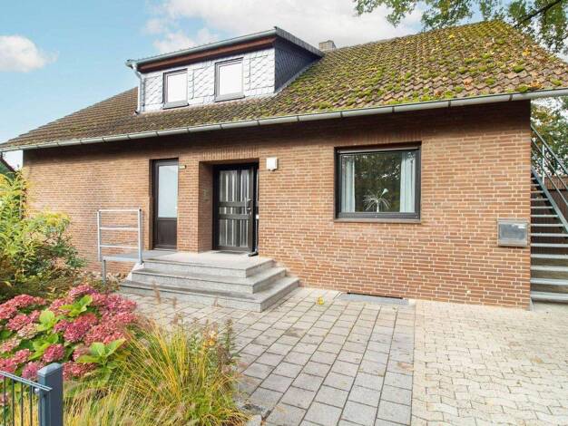 Einfamilienhaus zum Kauf 378.000 € 7 Zimmer 181 m² 879 m² Grundstück Bomlitz Walsrode 29699