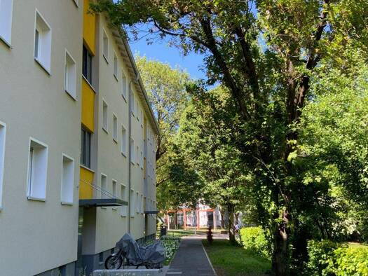Wohnung zur Miete 752 € 2,5 Zimmer 59,2 m² 2. Geschoss frei ab 16.01.2026 Schaumburger Straße 72 Sossenheim Frankfurt am Main 65936