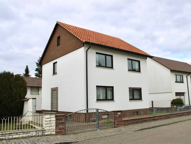 Einfamilienhaus zum Kauf 488.000 € 5 Zimmer 125 m² 600 m² Grundstück frei ab sofort Neulußheim 68809
