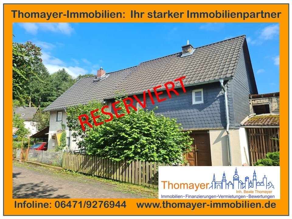 Mehrfamilienhaus zum Kauf 99.000 € 8 Zimmer 140 m²<br/>Wohnfläche 214 m²<br/>Grundstück ab sofort<br/>Verfügbarkeit Weinbach Weinbach 35796