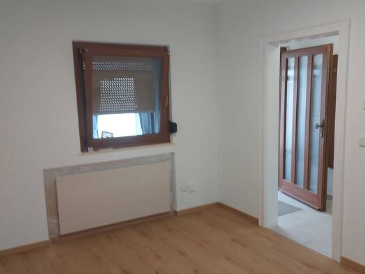 Studio zur Miete 400 € 1 Zimmer 30 m² frei ab sofort Erlenstraße 6 Neunkirchen Neunkirchen am Sand 91233