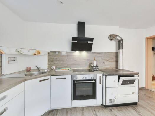 Einfamilienhaus zum Kauf 149.000 € 4 Zimmer 90 m² 320 m² Grundstück frei ab sofort Mitteleschenbach 91734