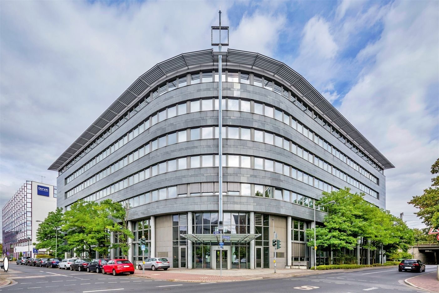 Bürofläche zur Miete 13 € 479 m²<br/>Bürofläche ab 479 m²<br/>Teilbarkeit Niederrad Frankfurt am Main 60528