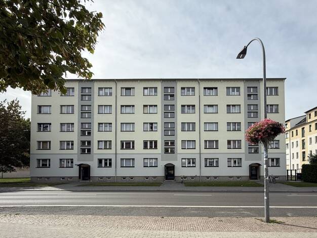 Wohnung zum Kauf 59.000 € 3 Zimmer 59 m² 1. Geschoss Demmin Demmin 17109