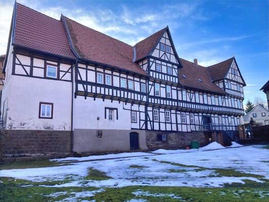 Mehrfamilienhaus zum Kauf 395.000 € 14 Zimmer 384 m² 2.500 m² Grundstück frei ab sofort Auleben 99765