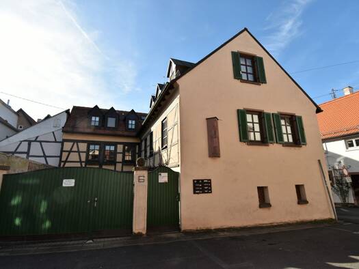 Wohnung zur Miete 510 € 2 Zimmer 59,5 m² 1. Geschoss Thüngersheim Thüngersheim 97291