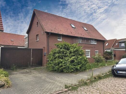 Einfamilienhaus zum Kauf provisionsfrei 85.000 € 5 Zimmer 120 m² 1.035 m² Grundstück frei ab 06.10.2026 Sachsendorf Barby 39240