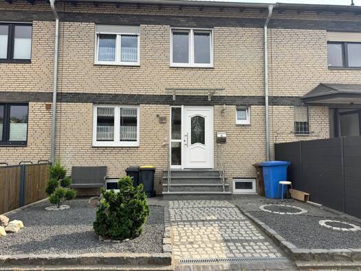 Reihenhaus zur Miete 1.490 € 4 Zimmer 92 m² 154 m² Grundstück frei ab sofort Anrath Willich 47877