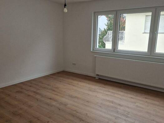 Wohnung zur Miete 770 € 2 Zimmer 80 m² Geschoss 1/2 frei ab sofort Lambsheim 67245