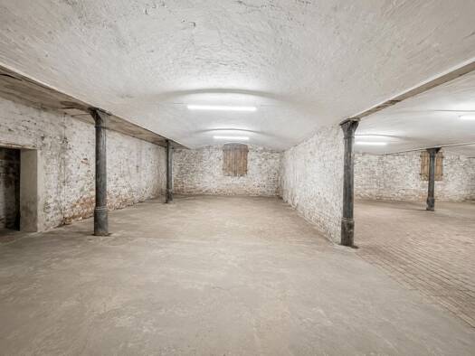 Lagerhalle zur Miete 400 € 230 m² Lagerfläche Nauen Nauen 14641
