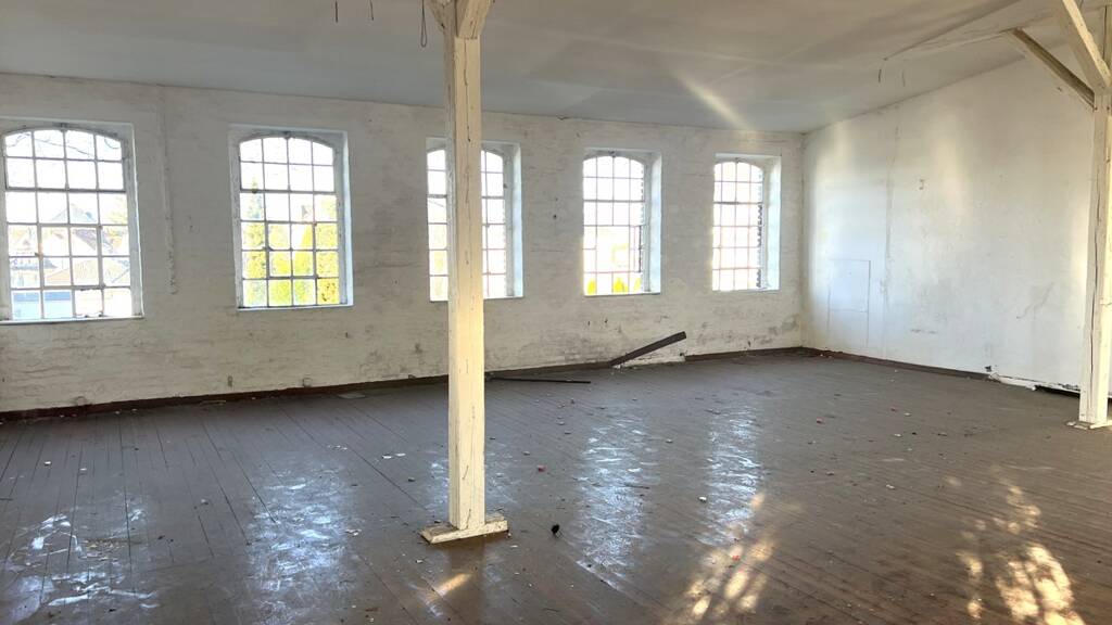 Produktionshalle zur Miete 1.000 € 450 m² Lagerfläche Ohligs-Aufderhöhe Solingen 42697