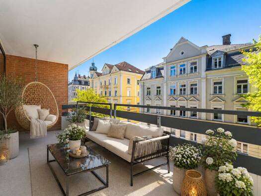 Wohnung zum Kauf 380.000 € 2 Zimmer 67,2 m² Innenstadt Augsburg 86153