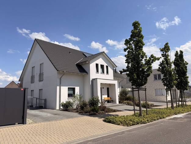 Einfamilienhaus zum Kauf provisionsfrei 979.000 € 6 Zimmer 182,5 m² 687 m² Grundstück Wevelinghoven Grevenbroich 41516