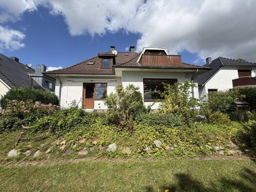Einfamilienhaus zum Kauf 249.000 € 5 Zimmer 150 m² 684 m² Grundstück August-Sach-Straße 14 Schleswig 24837