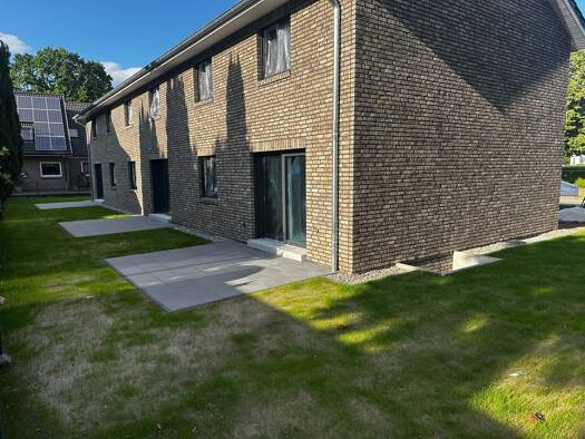 Reihenhaus zur Miete 2.350 € 6 Zimmer 155,1 m² frei ab sofort Grootkoppelstraße 55 Harksheide Norderstedt 22844