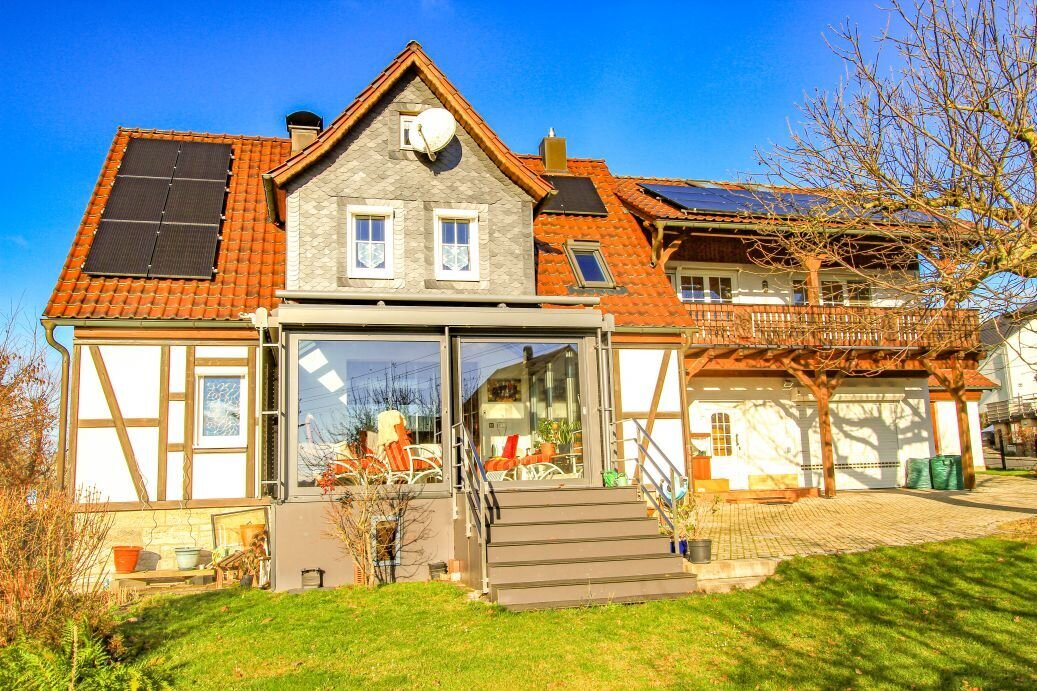 Einfamilienhaus zum Kauf 349.000 € 7 Zimmer 200 m²<br/>Wohnfläche 1.800 m²<br/>Grundstück Brattendorf Auengrund 98673