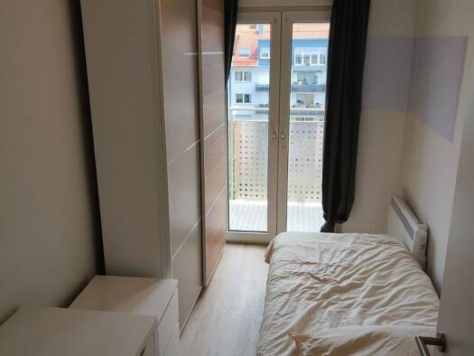 WG-Zimmer zur Miete 395 € 9 m² frei ab 01.10.2026 Maxfeld Weiterer Innenstadtgürtel West / Nord / Ost 90409