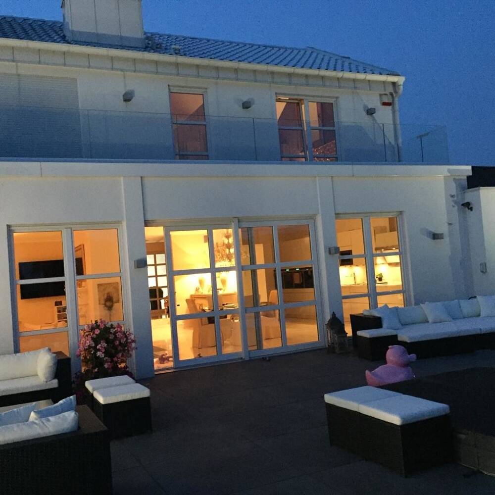 Property thumbnail 2