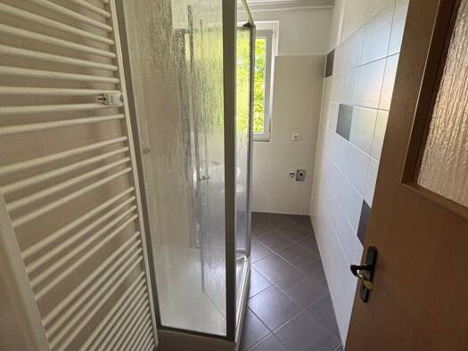 Wohnung zur Miete 350 € 2 Zimmer 50,5 m² 3. Geschoss frei ab sofort Erich-Weinert-Str. 11 Premnitz 14727