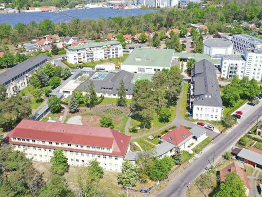 Wohnung zur Miete 1.388 € 4 Zimmer 103 m² 2. Geschoss frei ab 01.10.2026 Heinrich-Zille-Straße 120 Branitz Cottbus 03042