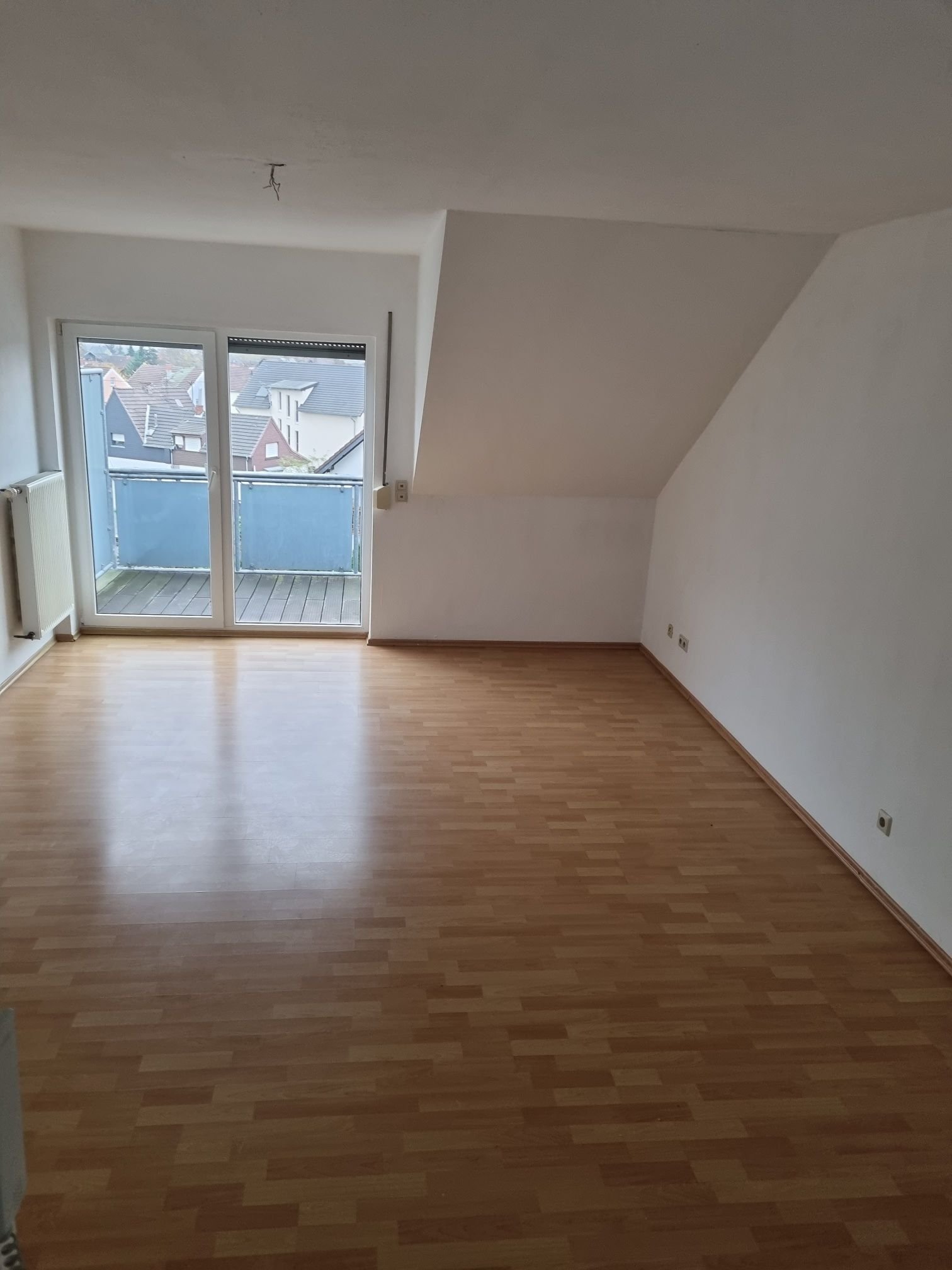 Wohnung zur Miete 610 € 3 Zimmer 88 m²<br/>Wohnfläche 3.<br/>Geschoss ab sofort<br/>Verfügbarkeit Auf der Stier 16 Weißenthurm 56575