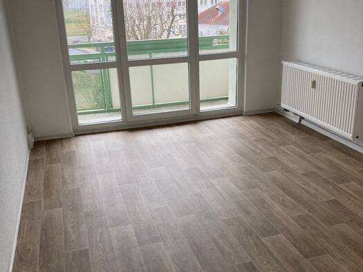 Wohnung zur Miete 355 € 3 Zimmer 59,2 m² 3. Geschoss Tivolistraße 8 Innenstadt Gera 07545