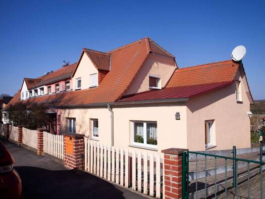 Reihenendhaus zum Kauf 190.000 € 4 Zimmer 92 m² 450 m² Grundstück frei ab sofort Gröbaer Straße 95 Wintersdorf Meuselwitz 04610