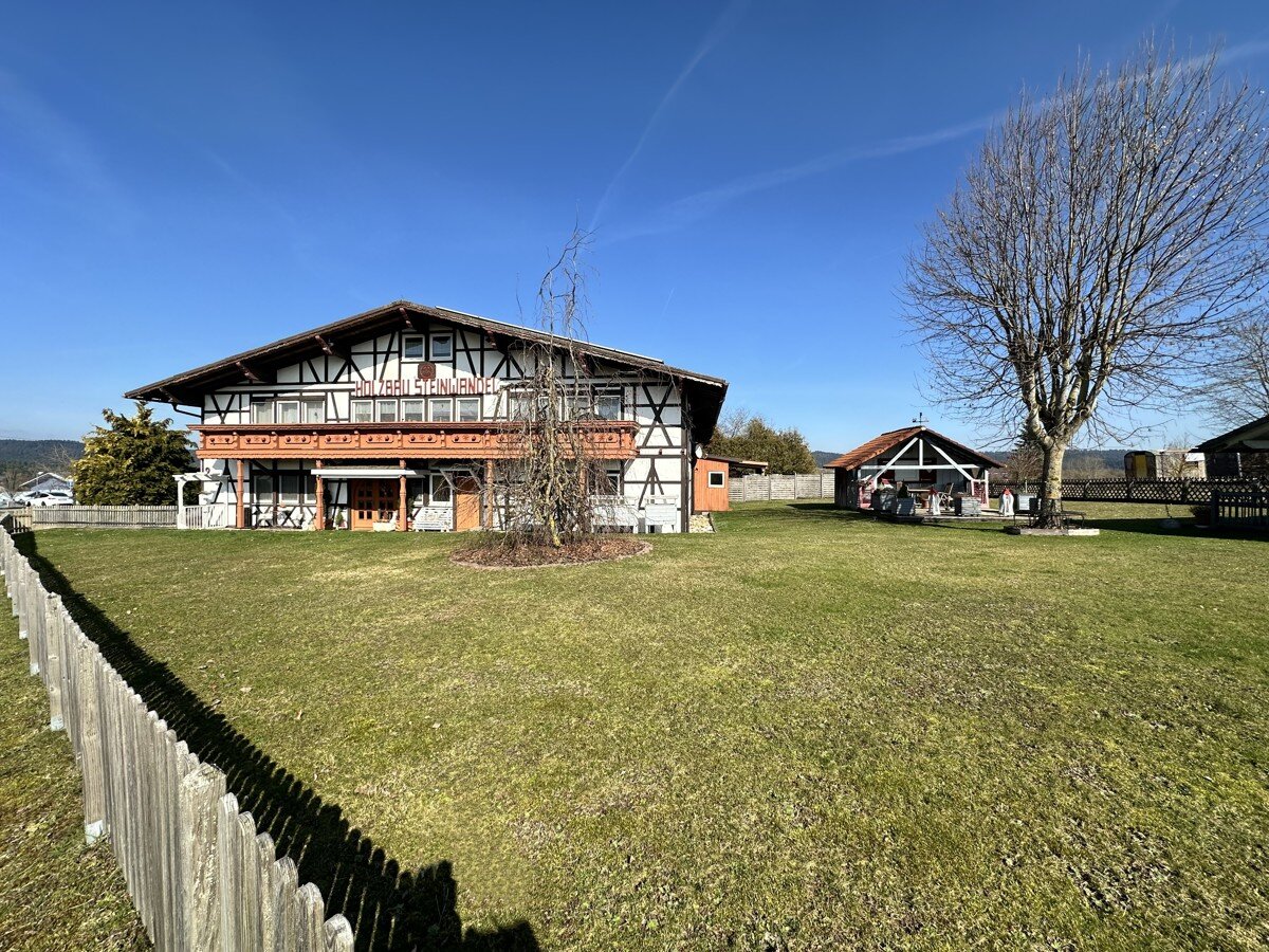 Haus zum Kauf 650.000 € 5,5 Zimmer 160 m²<br/>Wohnfläche 2.925 m²<br/>Grundstück Harthausen Epfendorf-Harthausen 78736