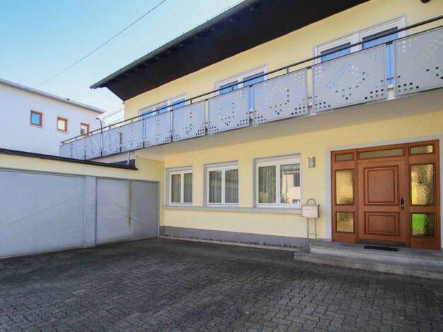 Mehrfamilienhaus zum Kauf als Kapitalanlage geeignet 799.000 € 12 Zimmer 394 m² 788 m² Grundstück Zizenhausen Stockach 78333