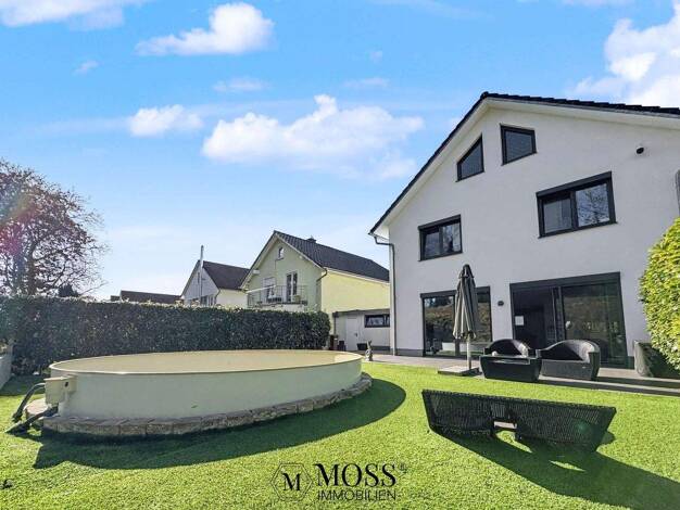 Einfamilienhaus zum Kauf 789.000 € 5,5 Zimmer 188 m² 348 m² Grundstück Rielasingen Rielasingen-Worblingen 78239