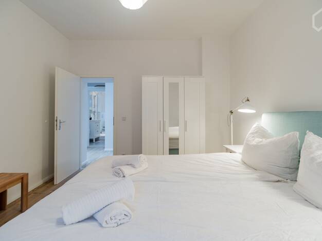Wohnung zur Miete Wohnen auf Zeit 1.700 € 2 Zimmer 47 m² frei ab 01.04.2026 Prenzlauer Berg Berlin 10407