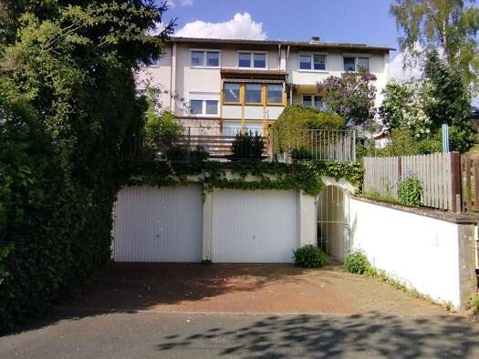 Reihenmittelhaus zum Kauf 215.000 € 7 Zimmer 134 m² 227 m² Grundstück frei ab sofort Weimar Ahnatal 34292