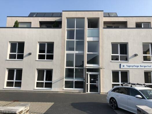 Wohnung zur Miete 770 € 3 Zimmer 77 m² EG Bergerhof Radevormwald 42477