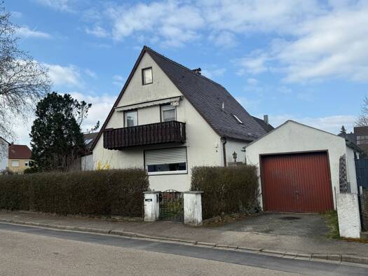 Einfamilienhaus zum Kauf provisionsfrei 179.000 € 5 Zimmer 149 m² 713 m² Grundstück Wassertrüdingen 91717