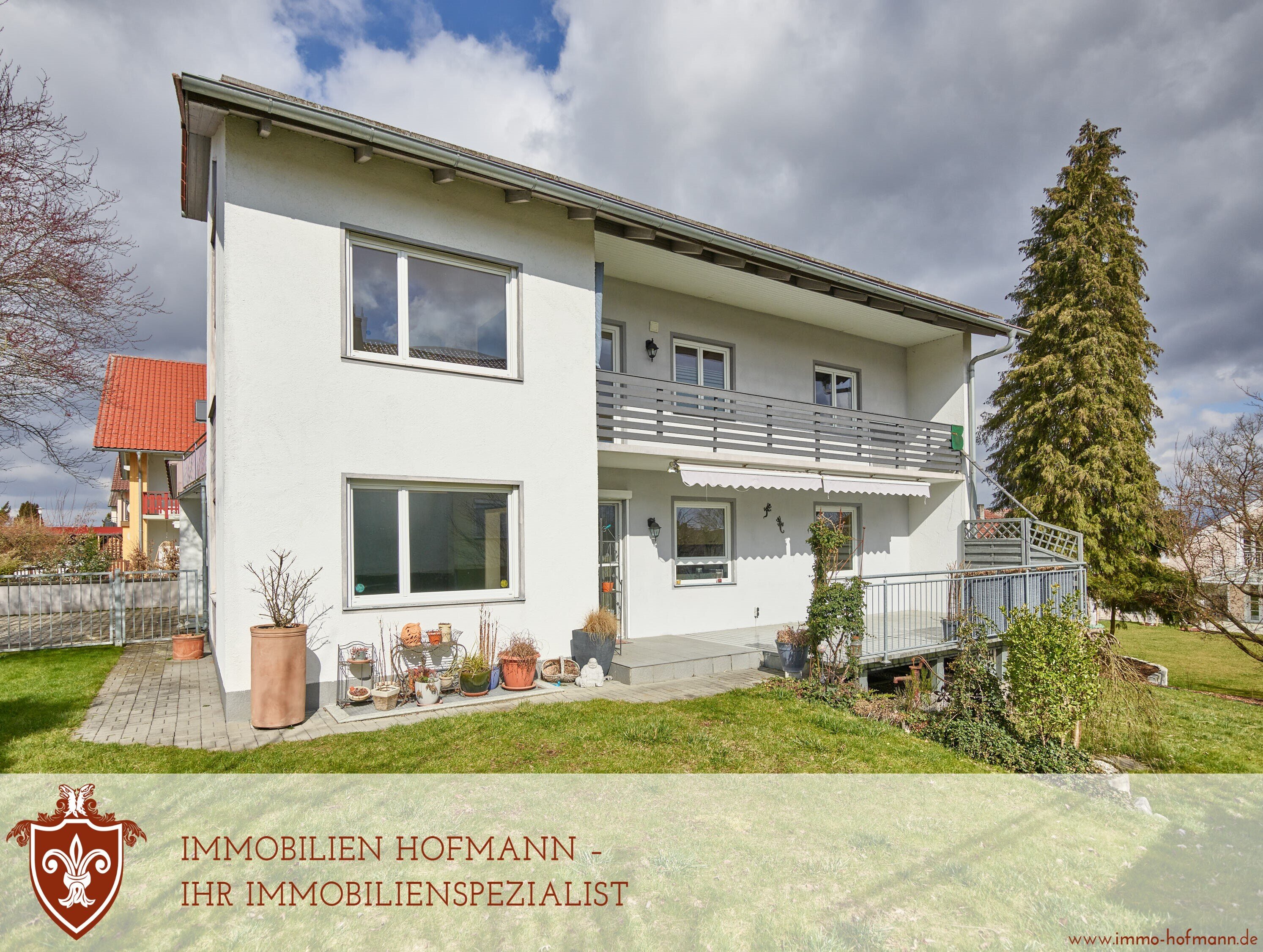 Mehrfamilienhaus zum Kauf 399.000 € 7 Zimmer 256 m²<br/>Wohnfläche 639 m²<br/>Grundstück Osterhofen Osterhofen 94486