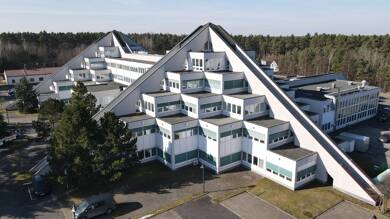 Bürogebäude zur Miete 9 € 100 m² Bürofläche teilbar ab 30 m² Am Technologiepark 1 Kolkwitz Kolkwitz 03099