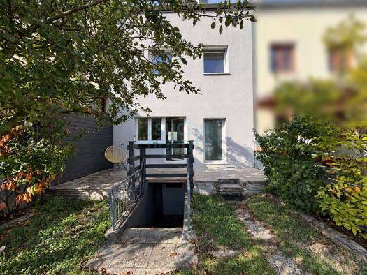 Reihenmittelhaus zum Kauf 339.000 € 6 Zimmer 145 m² 216 m² Grundstück Bernardin Wels 4600