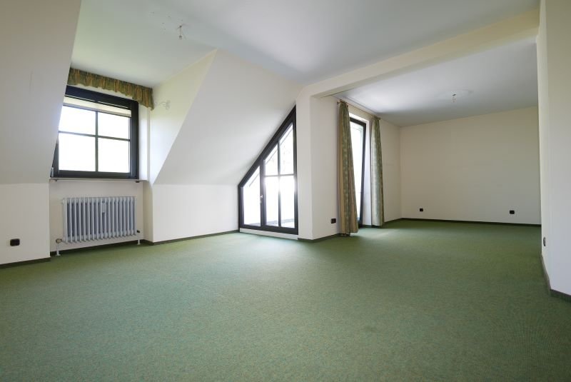 Wohnung zum Kauf 220.000 € 3 Zimmer 100 m²<br/>Wohnfläche Innenstadt Coburg 96450