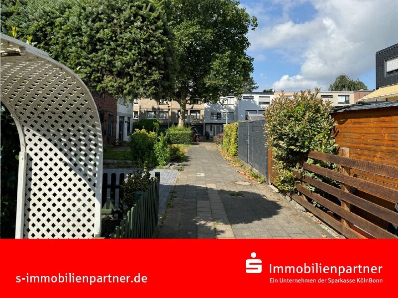 Reihenendhaus zum Kauf 299.000 € 4 Zimmer 102 m²<br/>Wohnfläche 297 m²<br/>Grundstück Fliesteden Bergheim 50129