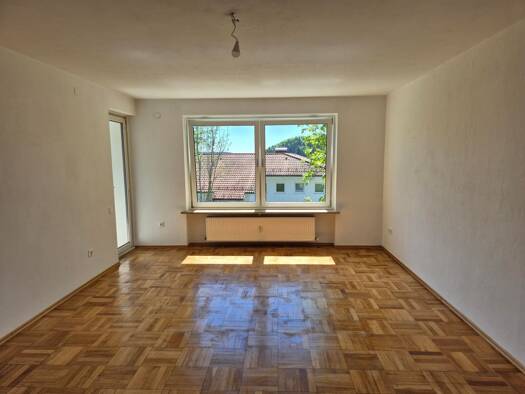 Wohnung zur Miete 660 € 4 Zimmer 100 m² Geschoss EG/2 frei ab 01.08.2026 Sachsenring 18 Grafenau 94481