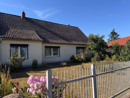 Doppelhaushälfte zum Kauf 120.000 € 4 Zimmer 100 m² 1.302 m² Grundstück Lindenberg Groß Pankow (Prignitz) 16928