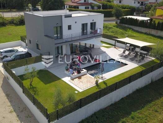 Einfamilienhaus zum Kauf - Erstbezug 749.000 € 4 Zimmer 204 m² Antonci Poreč 52440