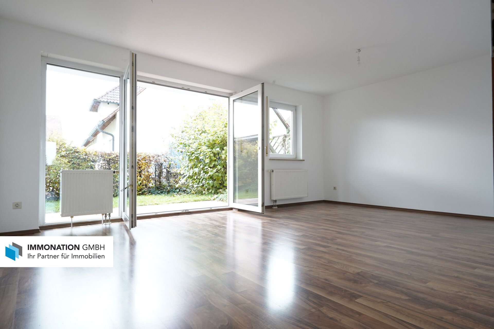 Terrassenwohnung zum Kauf 295.000 € 3 Zimmer 79 m²<br/>Wohnfläche EG<br/>Geschoss ab sofort<br/>Verfügbarkeit Burggrafenhof Langenzenn 90579