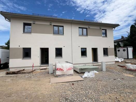 Doppelhaushälfte zur Miete - Erstbezug 1.450 € 4,5 Zimmer 114 m² 330 m² Grundstück frei ab sofort Theodor-Körner-Str Röhrsdorf Chemnitz 09247
